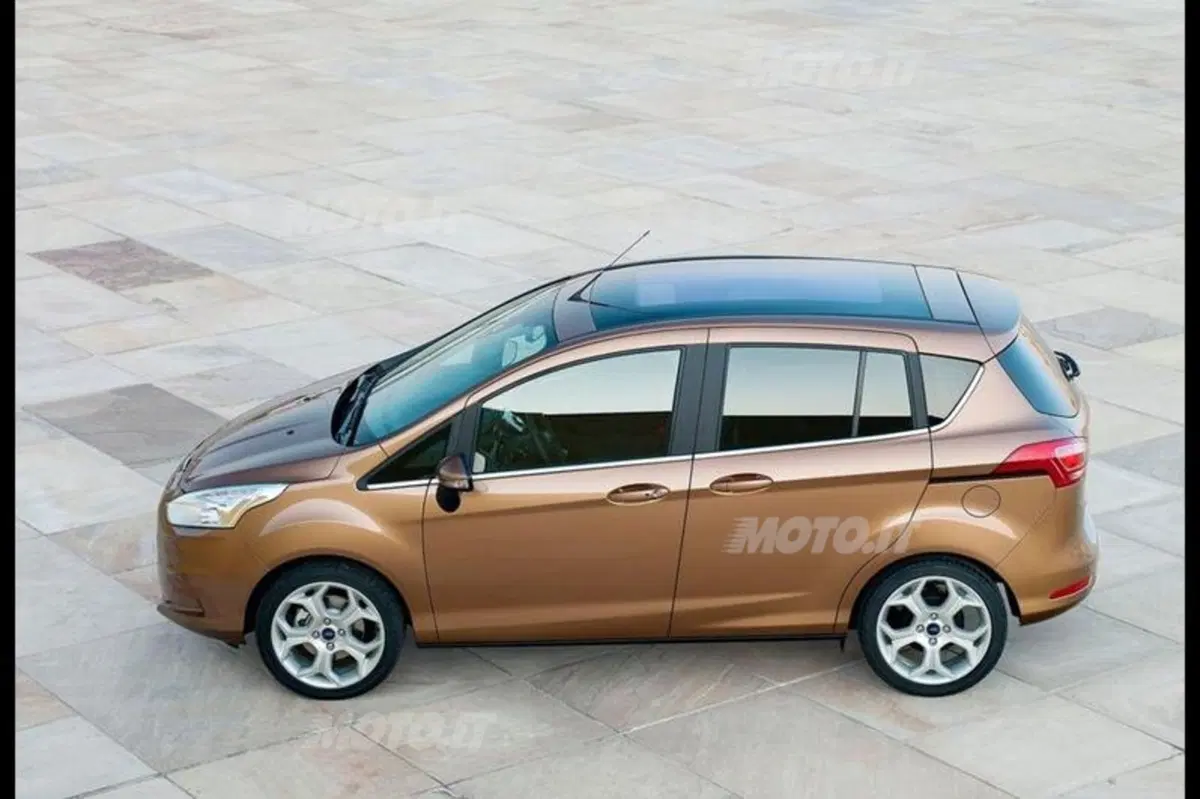 Ford B-MAX (16)