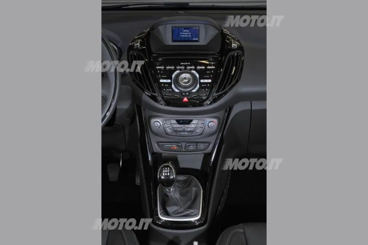 Ford B-MAX (32)