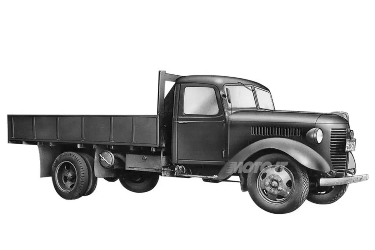 Toyota compie 75 anni (18)