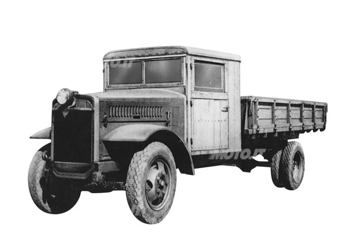 Toyota compie 75 anni (20)