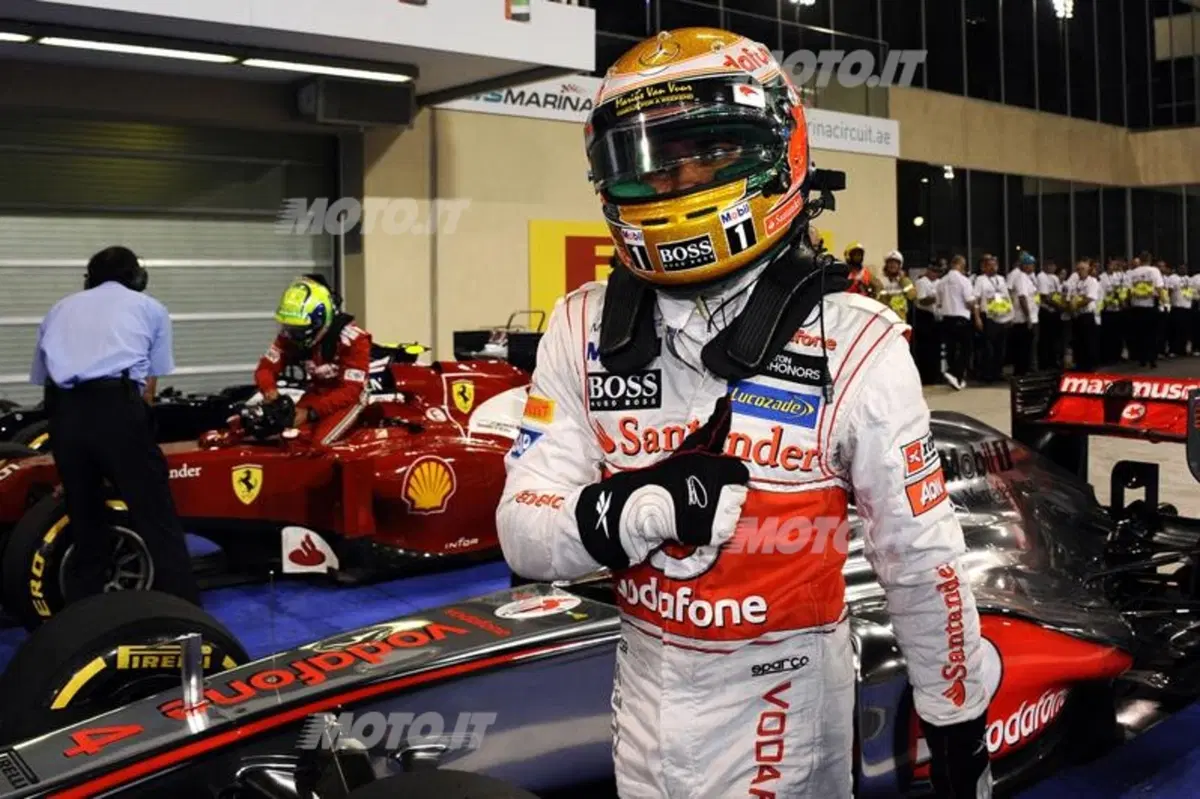 Vettel retrocesso, a Hamilton la pole del GP degli Emirati Arabi