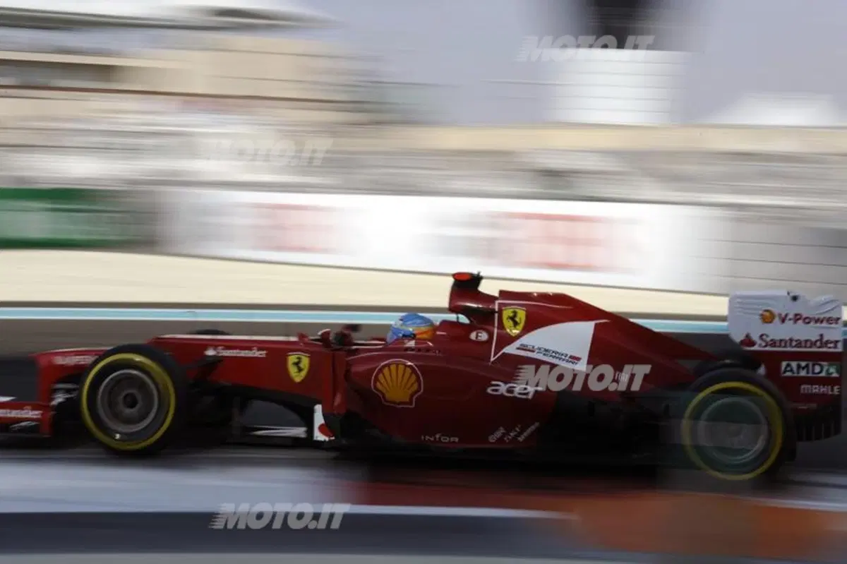 Vettel retrocesso, a Hamilton la pole del GP degli Emirati Arabi (4)