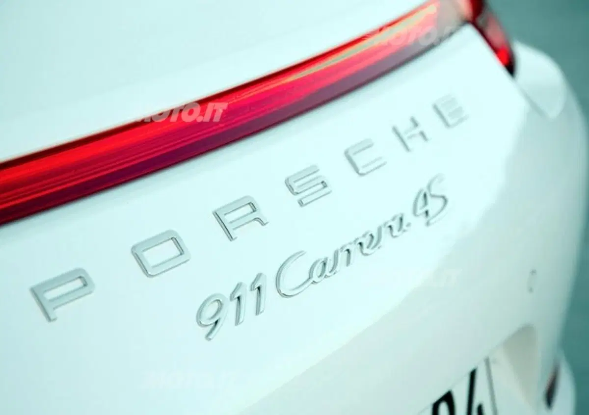 Porsche premia con 8.600 euro i suoi dipendenti per un 2014 da record