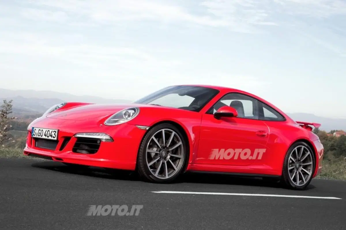 Porsche 911 Carrera 4 (14)