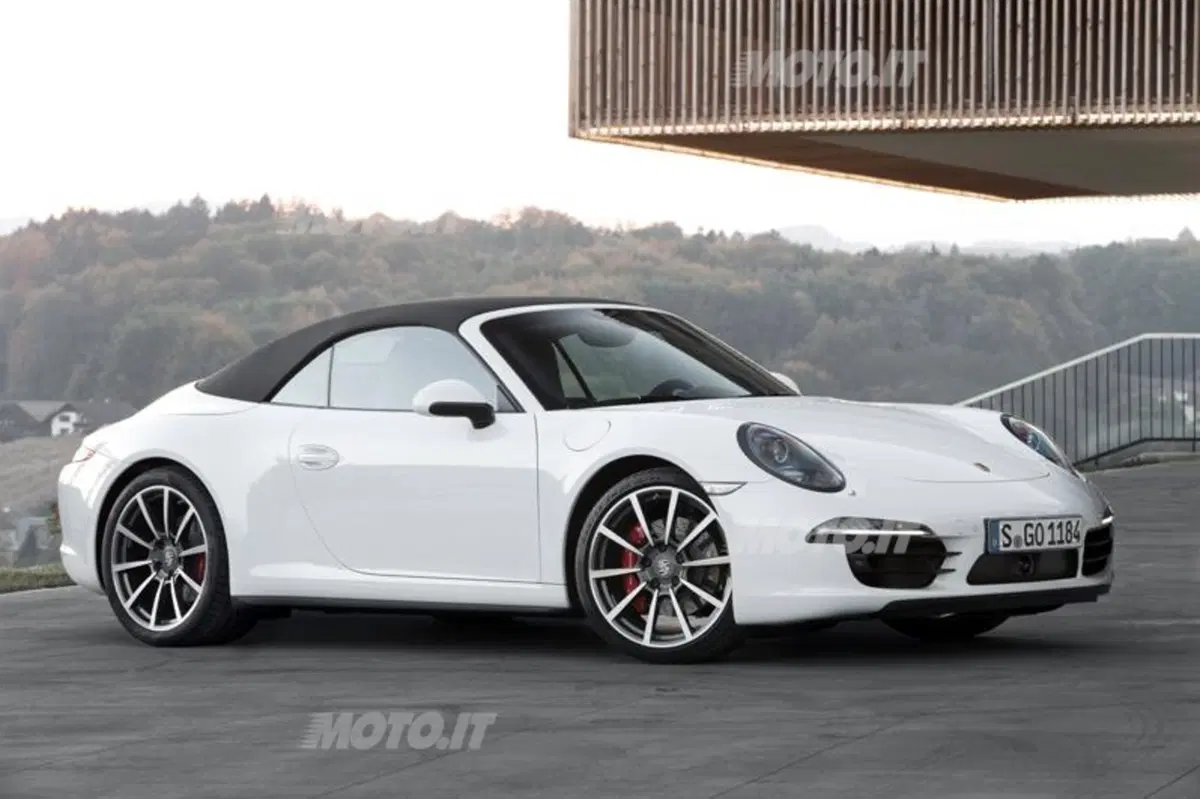 Porsche 911 Carrera 4 (24)