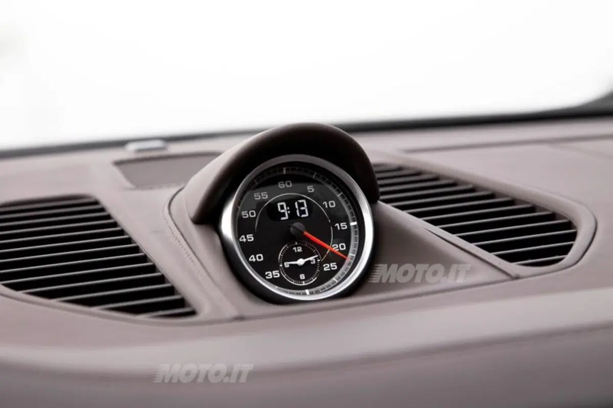 Porsche 911 Carrera 4 (54)