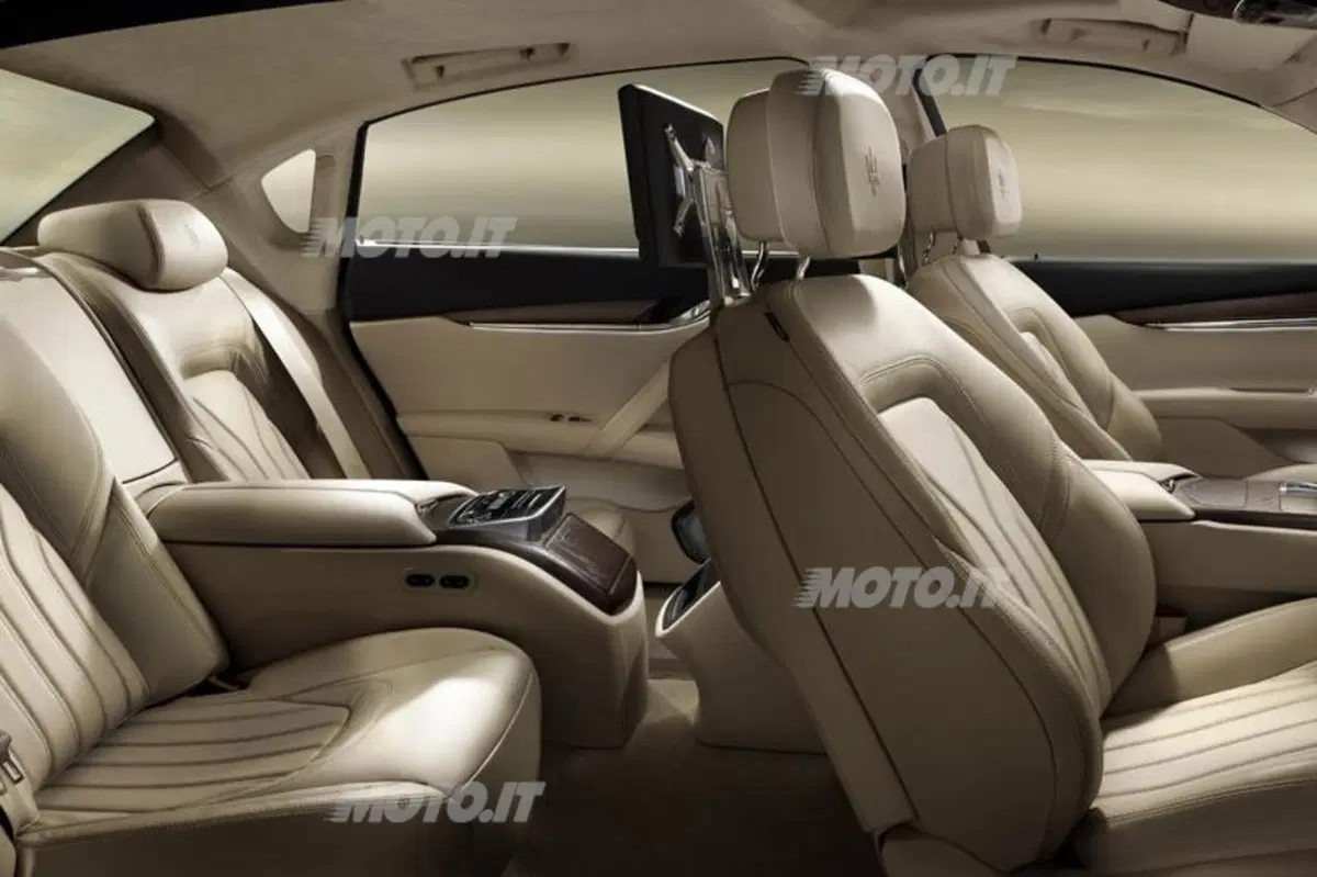 Nuova Maserati Quattroporte: le prime immagini (5)