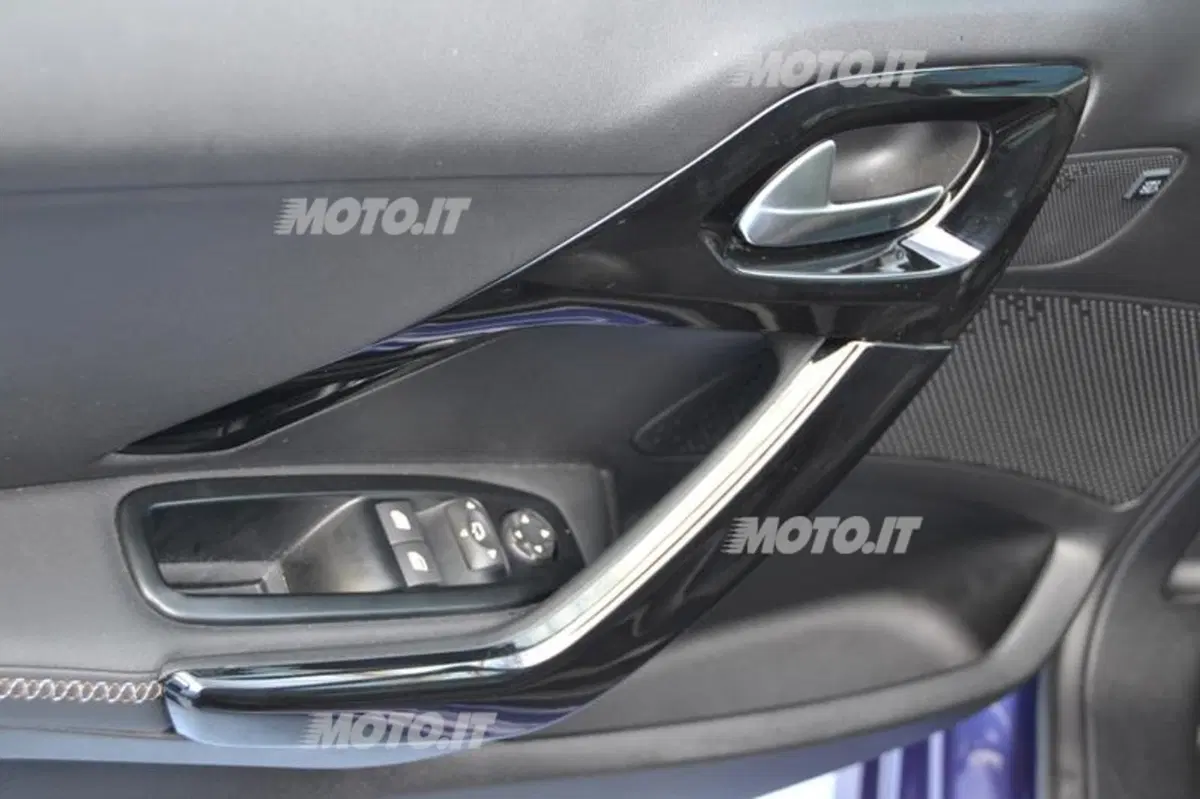 Peugeot 208: ottimi riscontri commerciali in Italia (12)