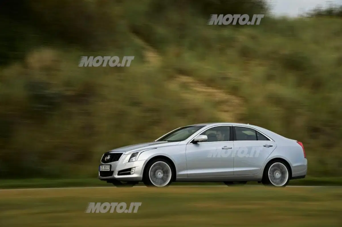 Cadillac ATS (2)