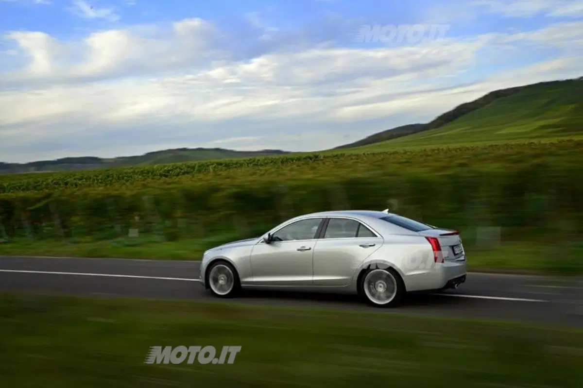 Cadillac ATS (16)