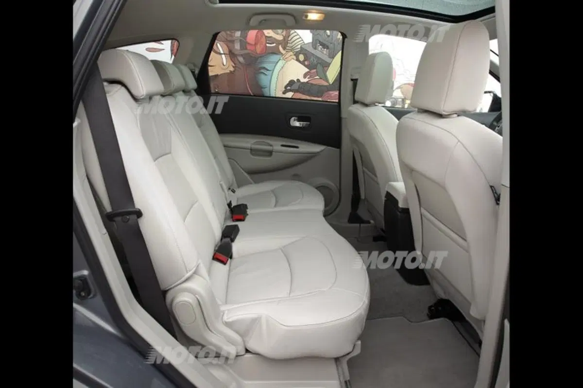 Nissan Qashqai Eco GPL (14)