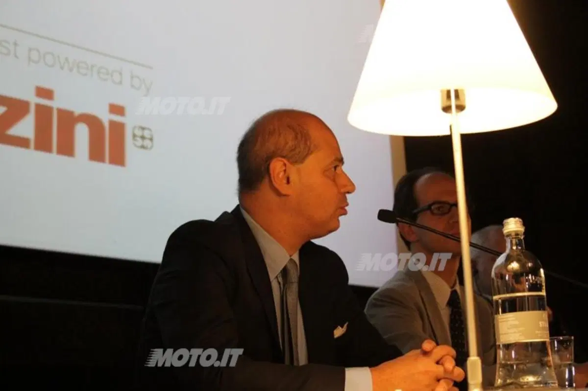 BMW Creative Lab: in premio un contratto per un anno (6)