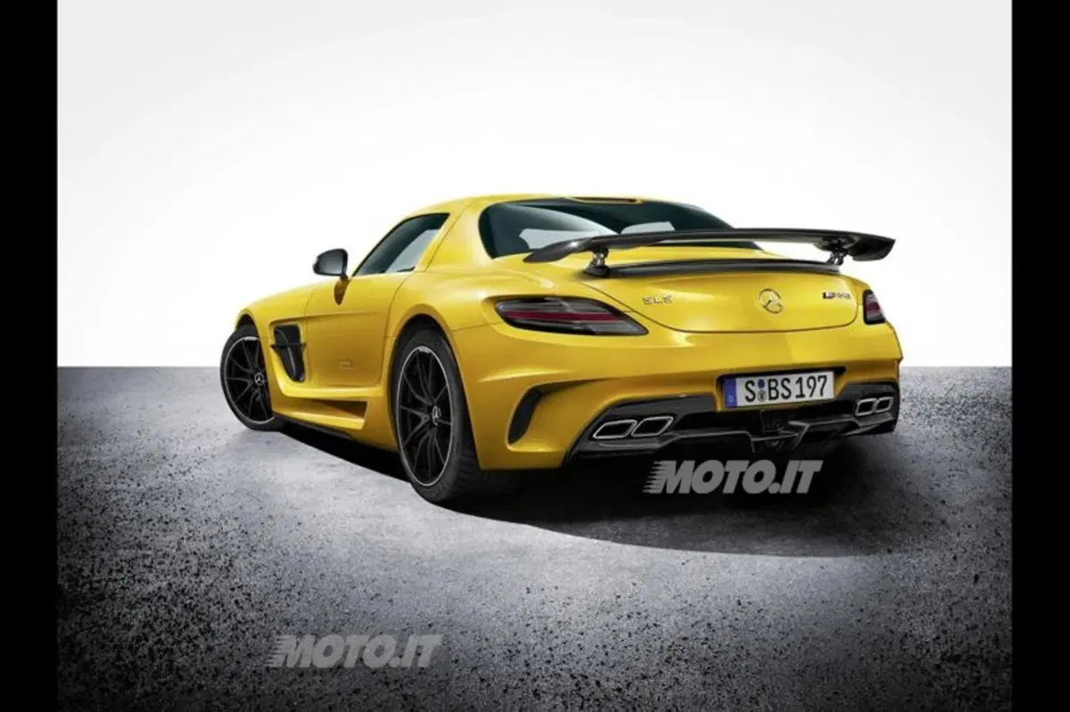 Mercedes-Benz SLS AMG Black Series (3)
