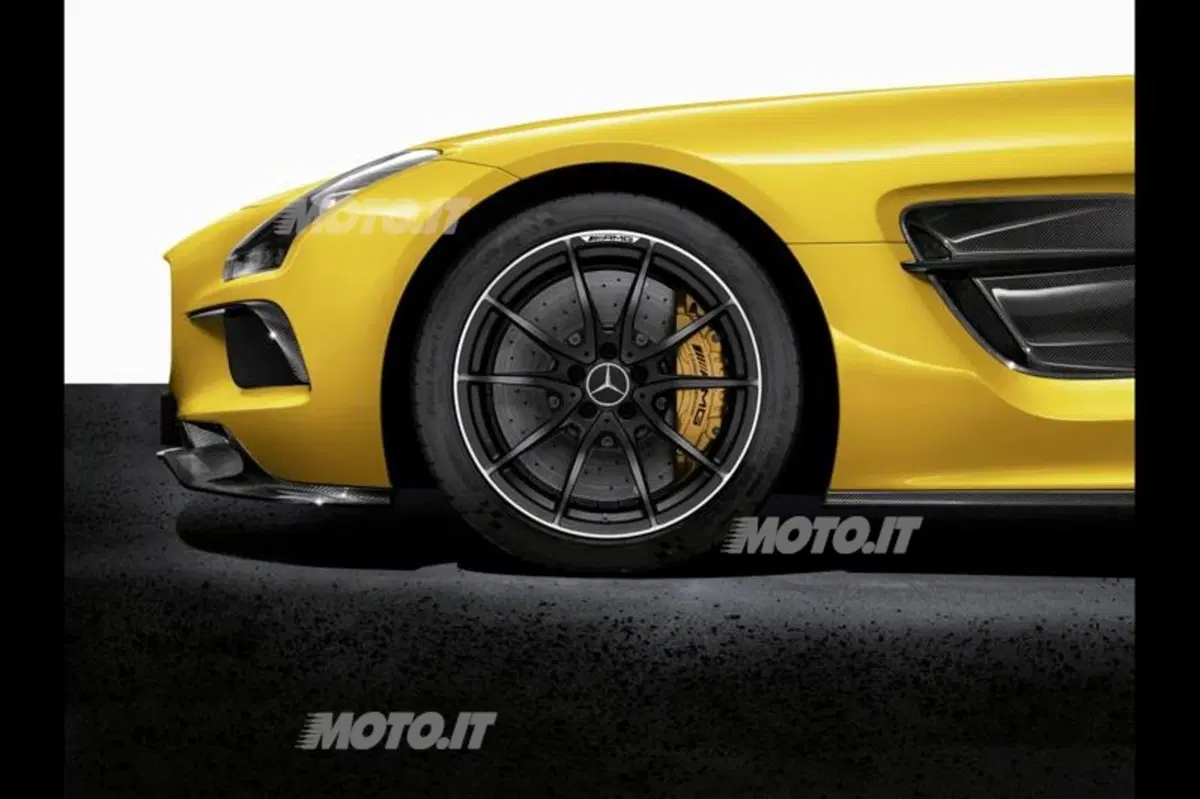 Mercedes-Benz SLS AMG Black Series (4)
