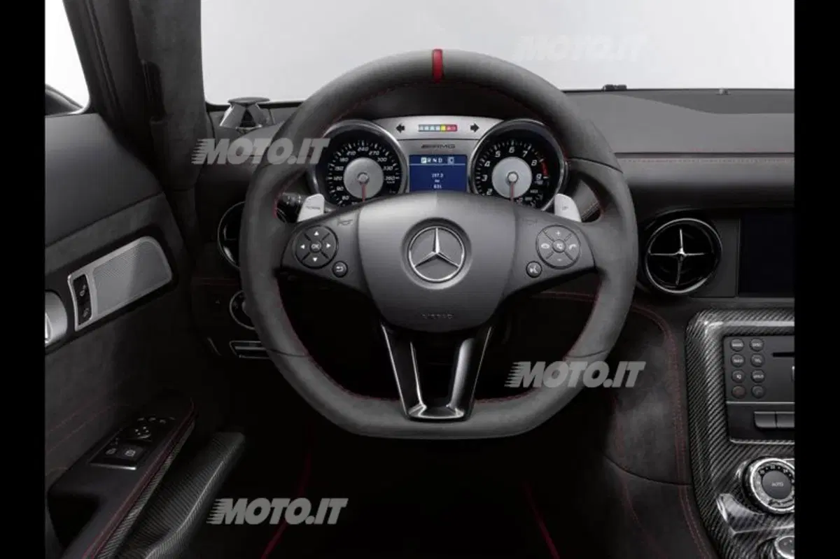 Mercedes-Benz SLS AMG Black Series (8)