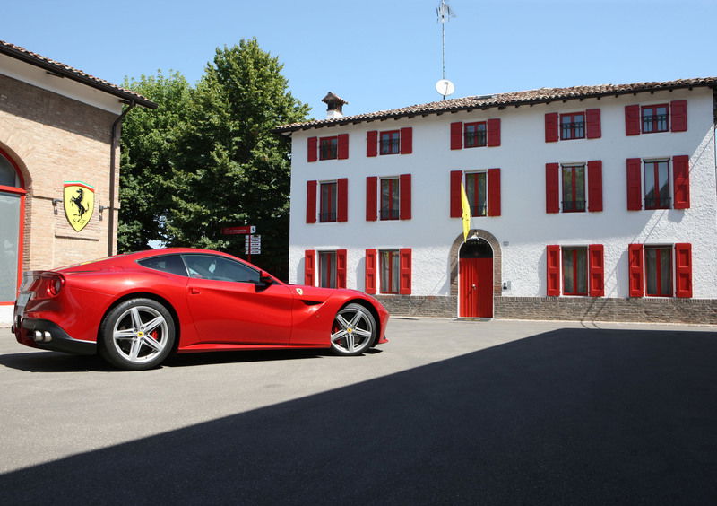 Ferrari: una F12berlinetta all&#039;asta per le vittime dell&#039;Uragano Sandy