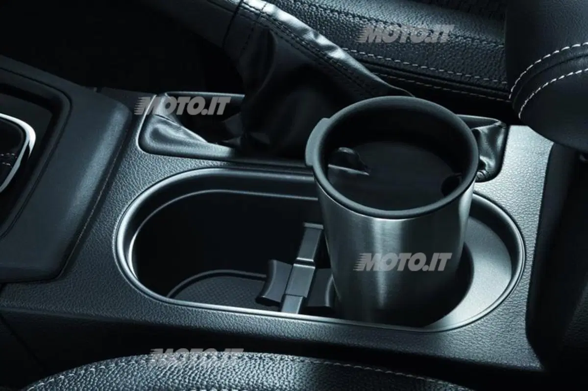 Nuova Subaru Forester: in vendita sul mercato giapponese (38)