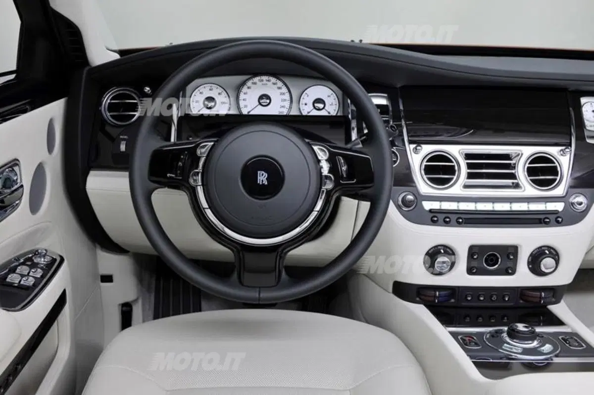 Rolls-Royce Ghost“One Thousand and One Nights” (16)