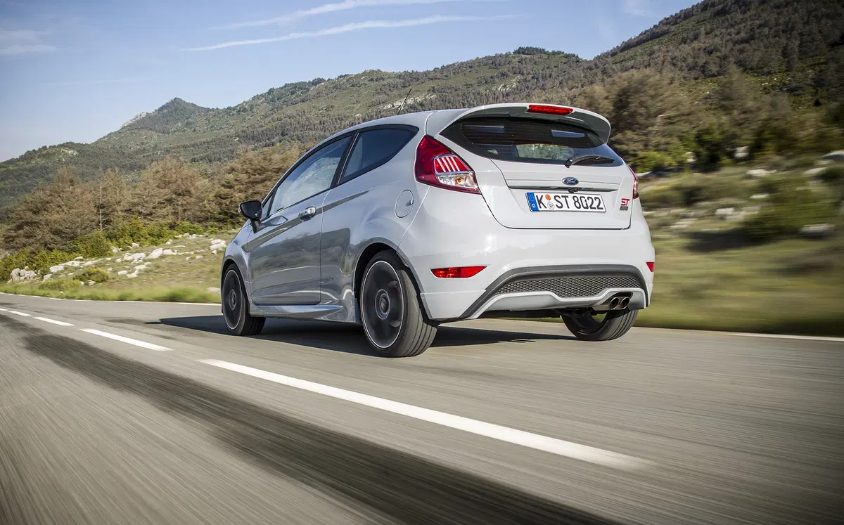 Ford Fiesta ST200: la più potente di sempre [Video] (6)