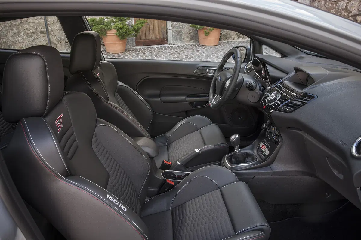 Ford Fiesta ST200: la più potente di sempre [Video] (33)