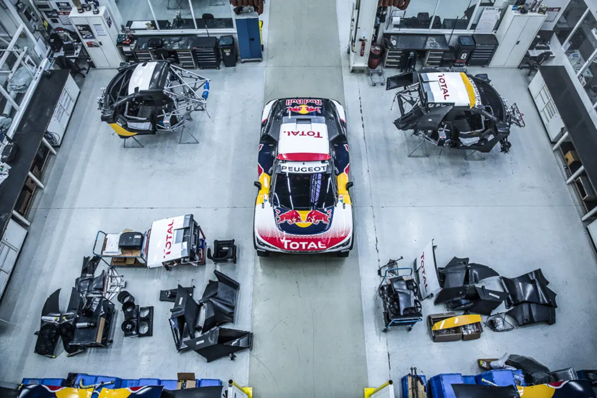 Dakar 2017: Peugeot 3008 DKR, ecco la livrea (3)