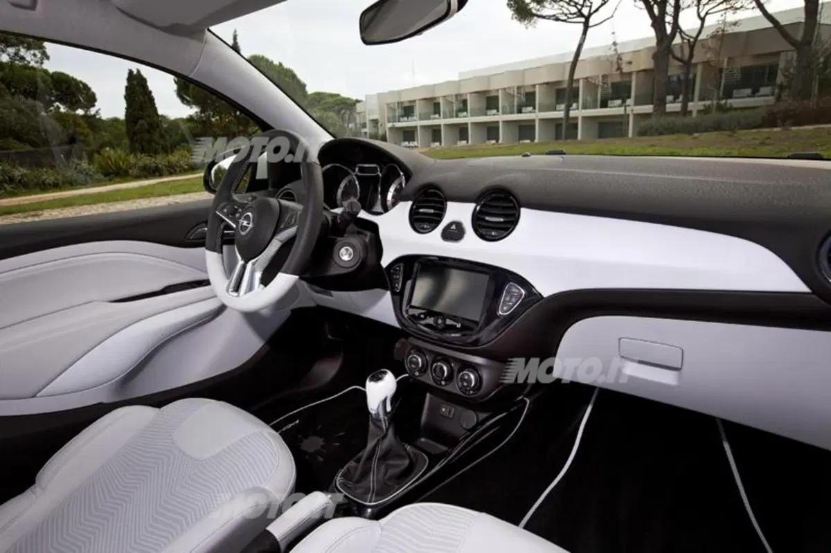 Tutte le Opel Adam che vuoi (14)