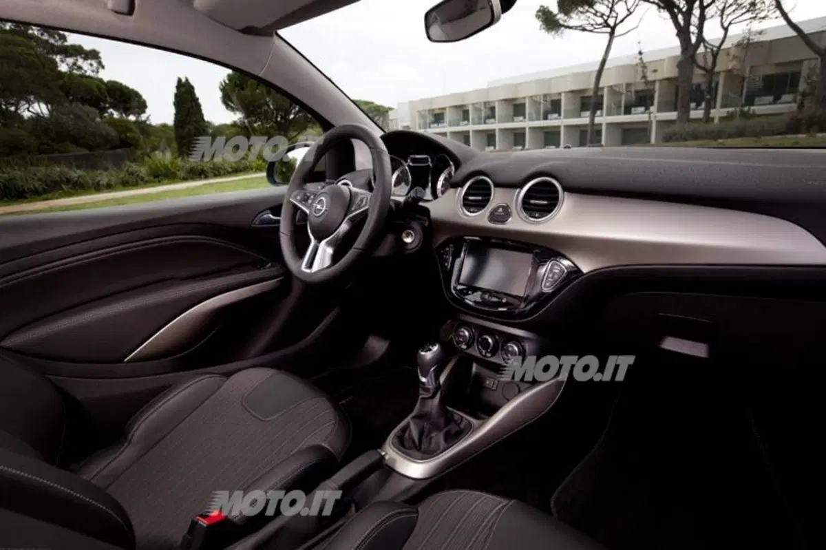 Tutte le Opel Adam che vuoi (18)