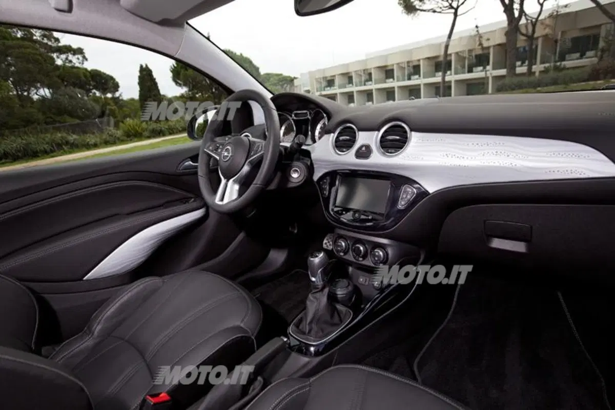 Tutte le Opel Adam che vuoi (28)