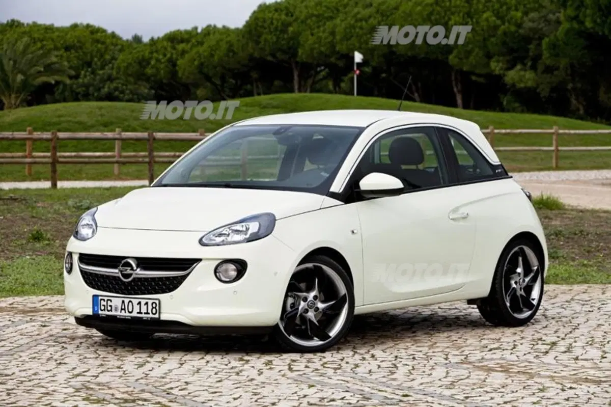 Tutte le Opel Adam che vuoi (35)