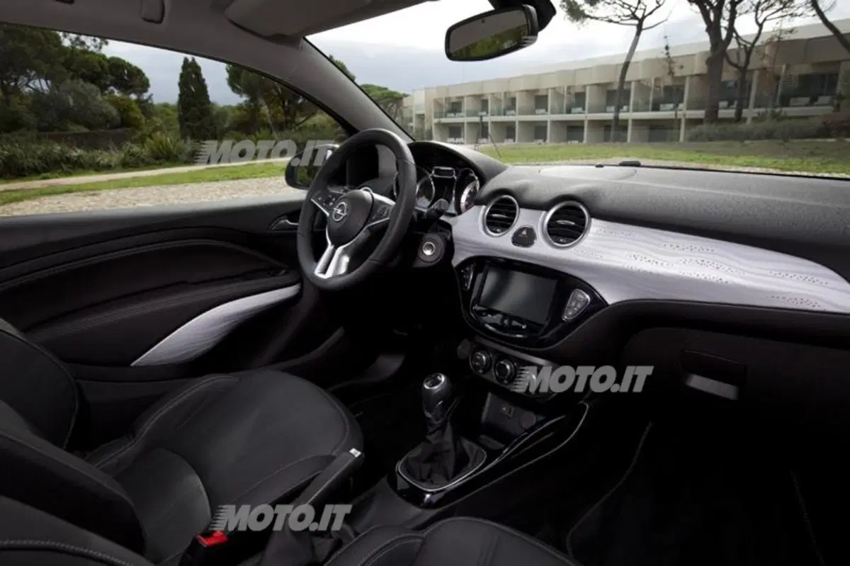 Tutte le Opel Adam che vuoi (68)