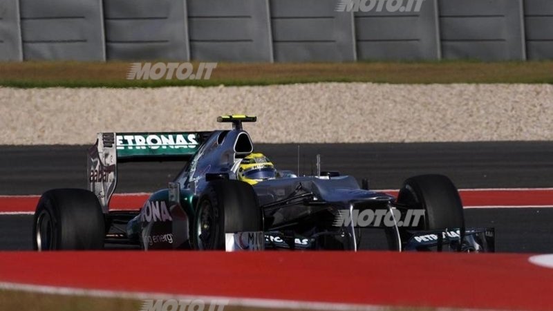 Mercedes F1 acquista da Aabar la totalit&agrave; delle quote del team