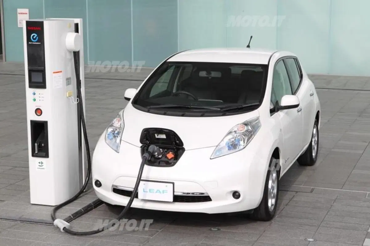 Nissan Leaf: debutto giapponese per la seconda generazione (5)