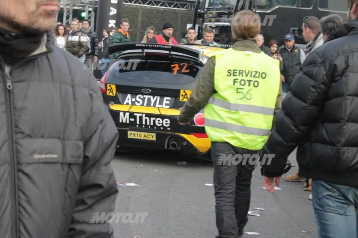 Valentino Rossi su Ford Fiesta WRC al Monza Rally Show 2012 (18)