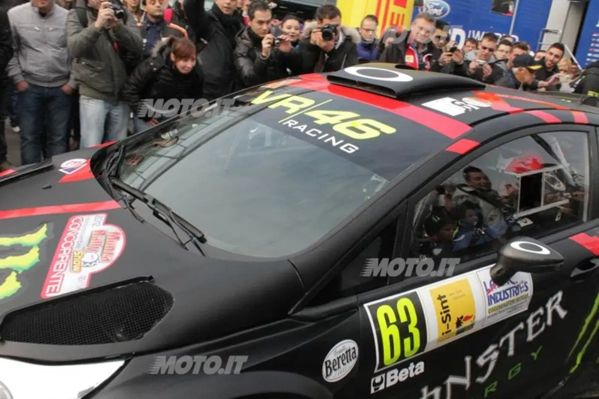 Valentino Rossi su Ford Fiesta WRC al Monza Rally Show 2012 (33)