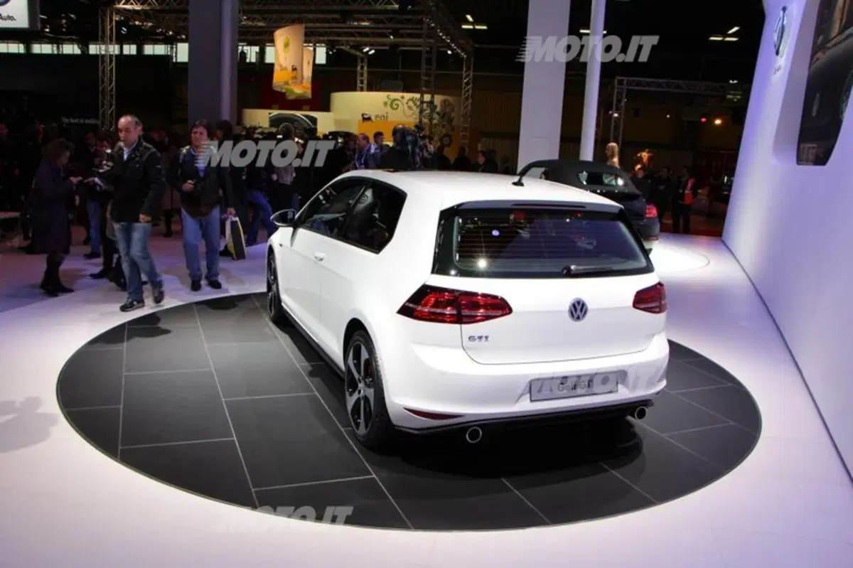 Volkswagen al Motor Show 2012 (21)