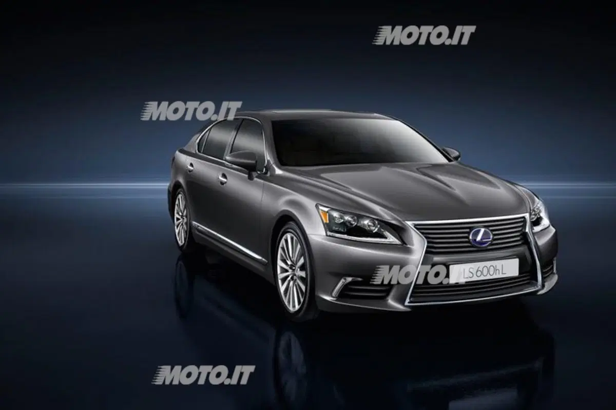 Lexus LS 600h restyling: listino prezzi (7)
