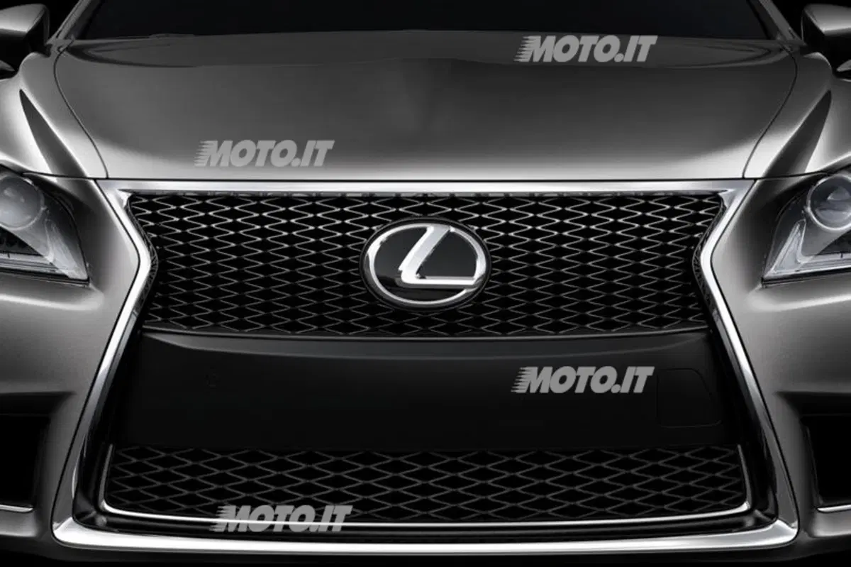 Lexus LS 600h restyling: listino prezzi (11)