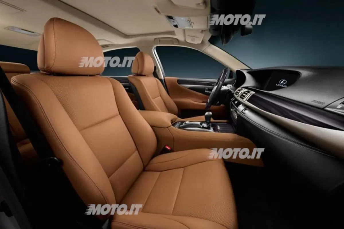 Lexus LS 600h restyling: listino prezzi (15)
