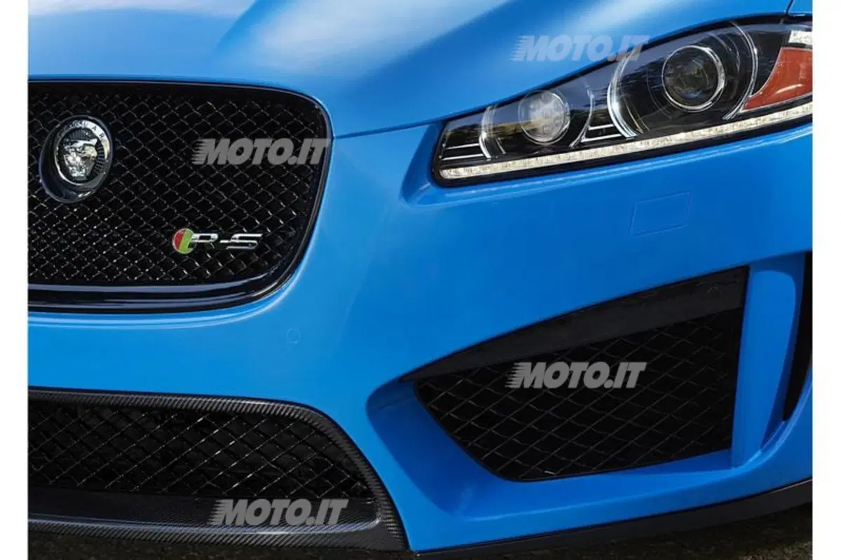 Jaguar XFR-S (12)