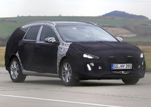 Nuova Hyundai i30 Station Wagon: le prime foto spia