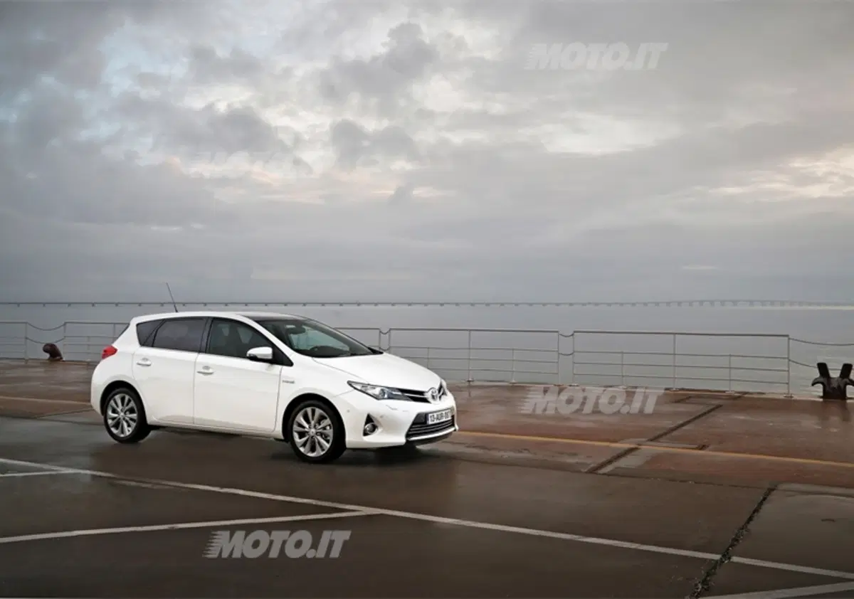 Lorenzo Matthias: «La nuova Auris Hybrid costerà solo 17.900 euro» (12)