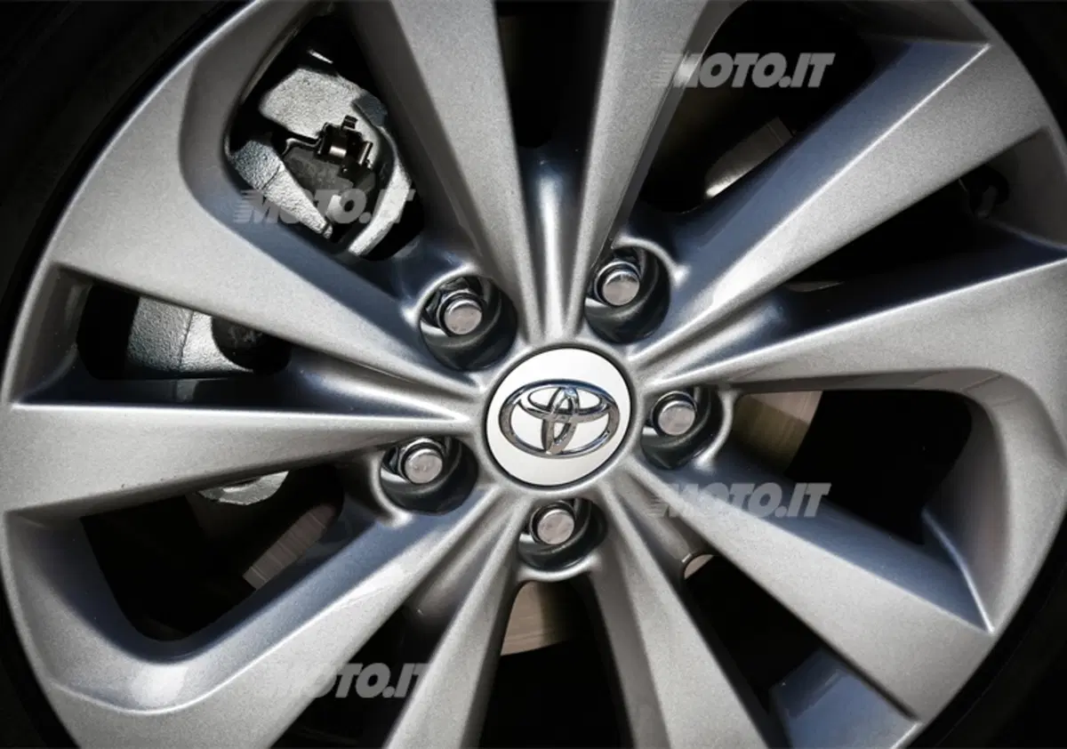 Lorenzo Matthias: «La nuova Auris Hybrid costerà solo 17.900 euro» (19)