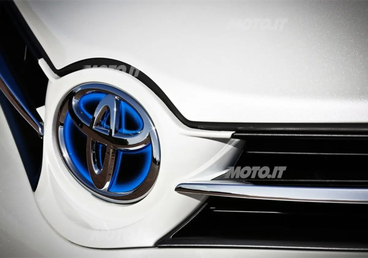 Lorenzo Matthias: «La nuova Auris Hybrid costerà solo 17.900 euro» (20)