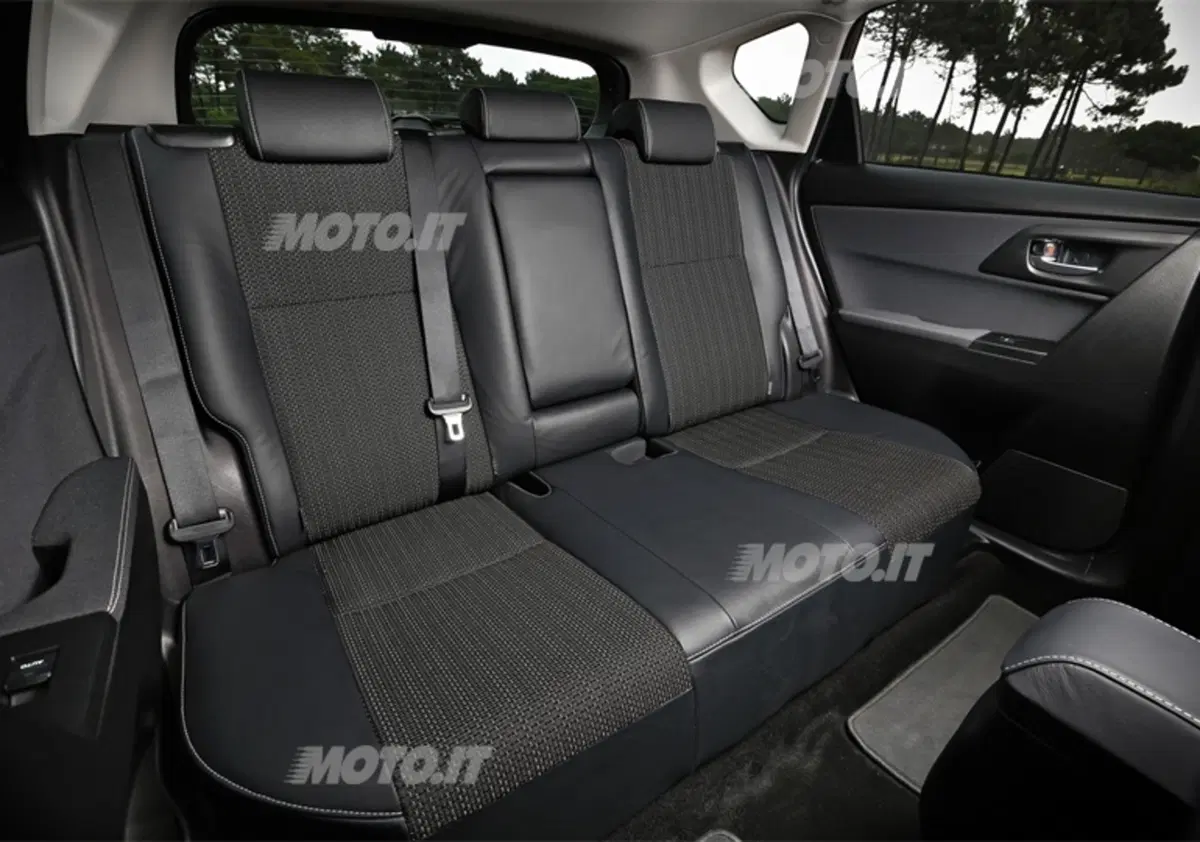 Lorenzo Matthias: «La nuova Auris Hybrid costerà solo 17.900 euro» (28)