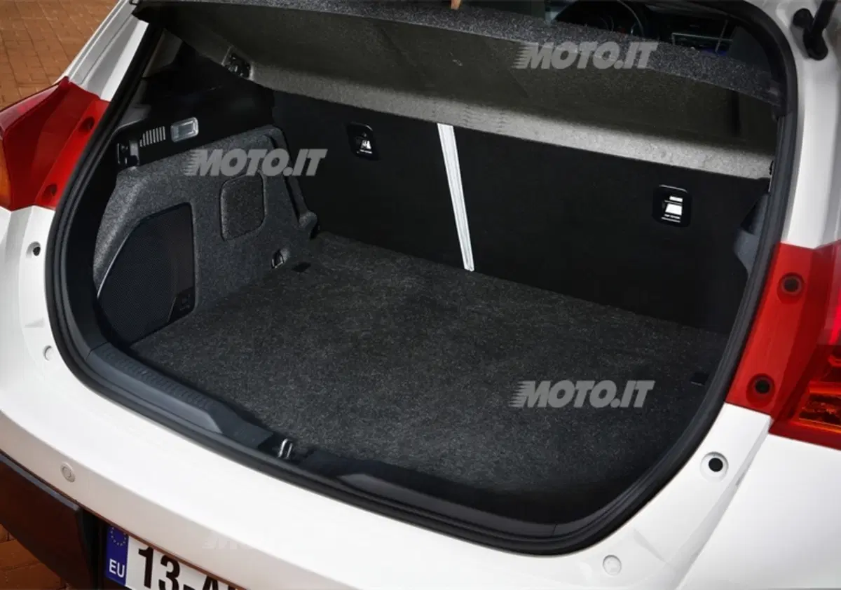 Lorenzo Matthias: «La nuova Auris Hybrid costerà solo 17.900 euro» (31)