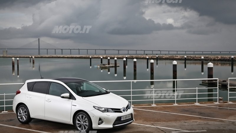 Nuova Toyota Auris: listino prezzi