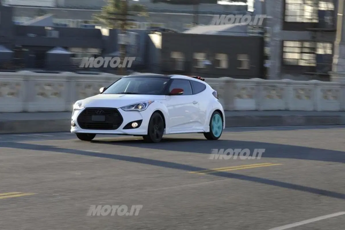 Hyundai Veloster C3 Roll Top Concept (2)