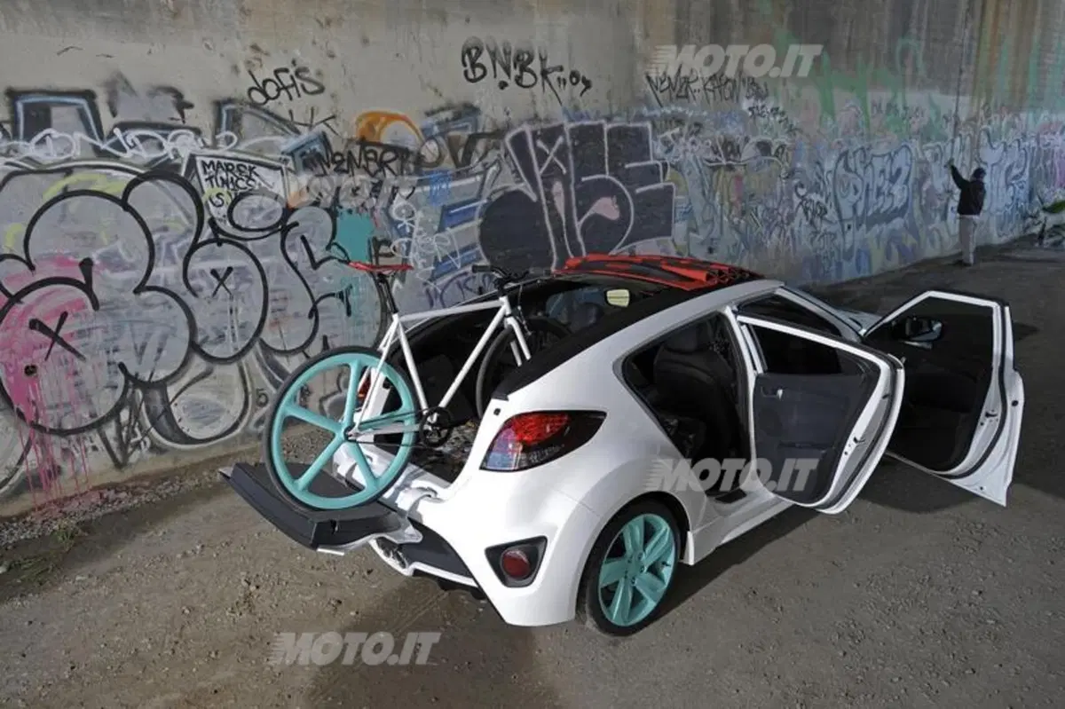 Hyundai Veloster C3 Roll Top Concept (4)