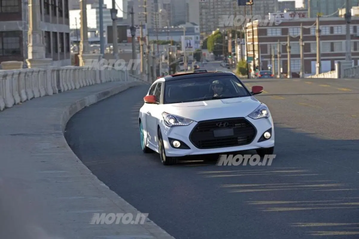 Hyundai Veloster C3 Roll Top Concept (6)