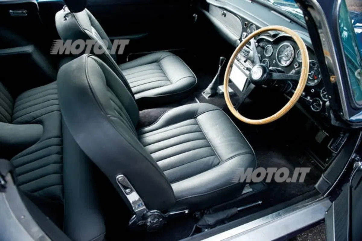 Aston Martin: battuta all’asta la DB5 di McCartney (3)